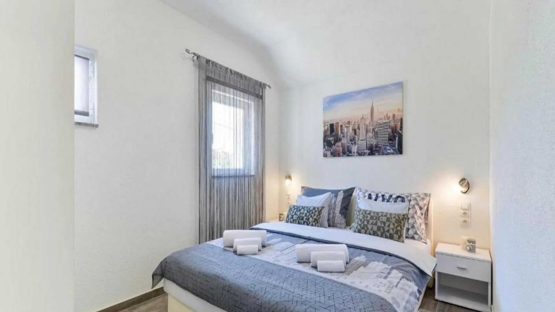 Pool Apartment Leonardo غورني كارين